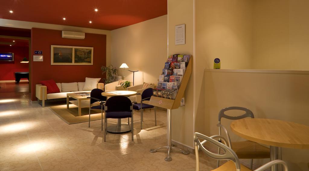 Hotel Central Normandie Σίτζες Δωμάτιο φωτογραφία